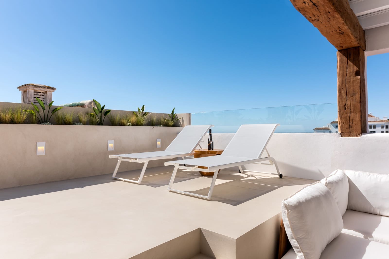 4 makuuhuone Kattohuoneisto myytävänä paikassa La Duquesa / Puerto de la Duquesa mukana uima-altaan 
autotalli - 1 290 000 € (Ref: 9026630)