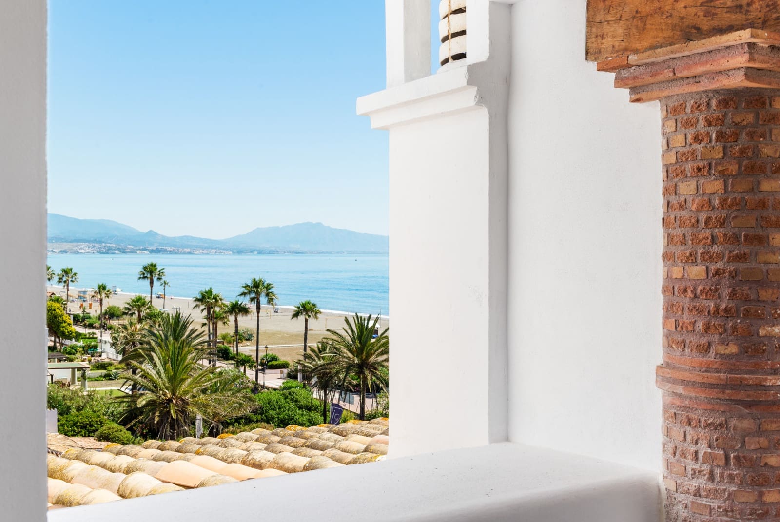 4 makuuhuone Kattohuoneisto myytävänä paikassa La Duquesa / Puerto de la Duquesa mukana uima-altaan 
autotalli - 1 290 000 € (Ref: 9026630)