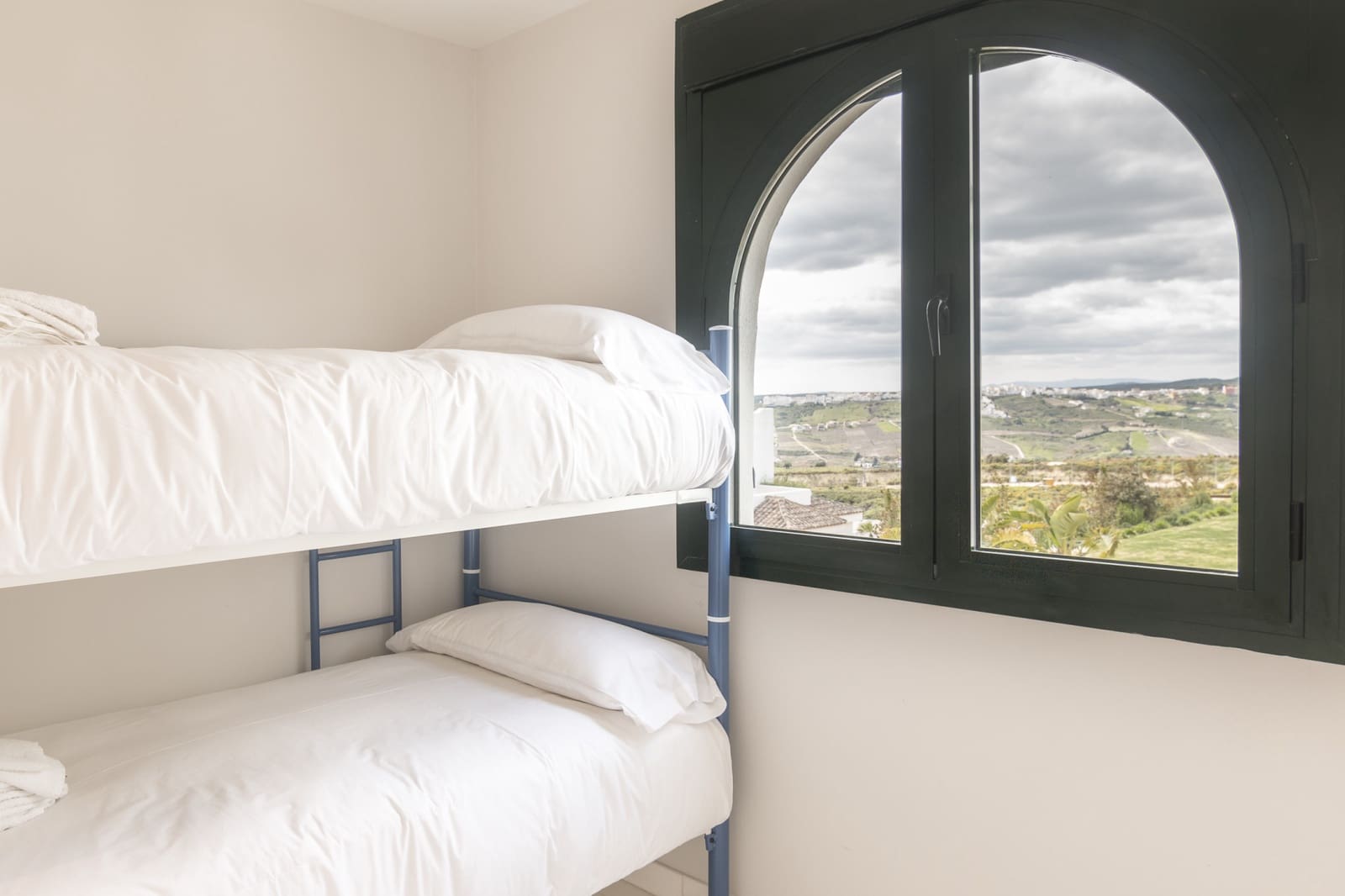 3 bedroom Penthouse for sale in Casares with pool garage - € 535,000 (Ref: 9062269)