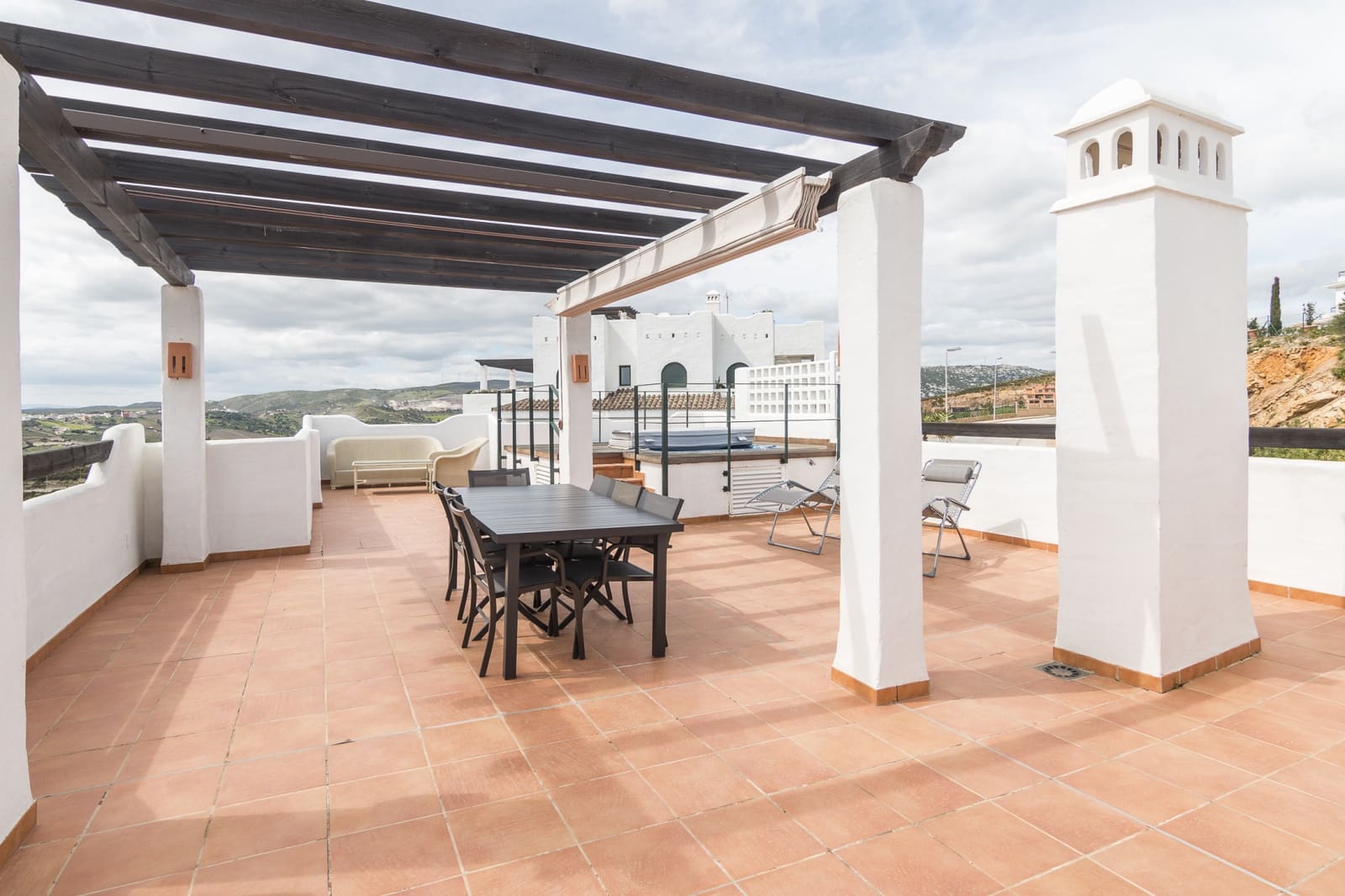 3 quarto Penthouse para venda em Casares com piscina garagem - 495 000 € (Ref: 9062269)