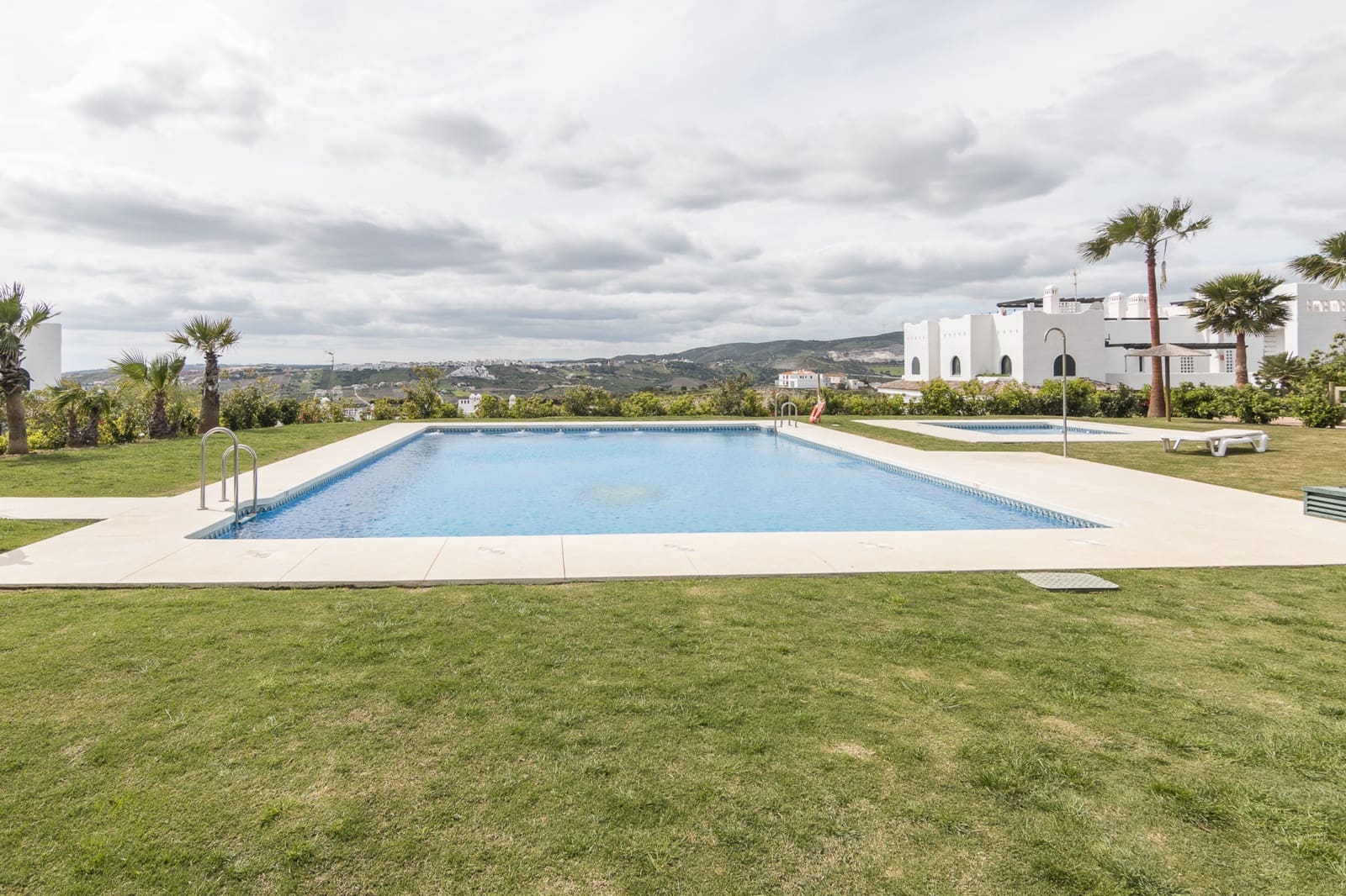 3 quarto Penthouse para venda em Casares com piscina garagem - 495 000 € (Ref: 9062269)