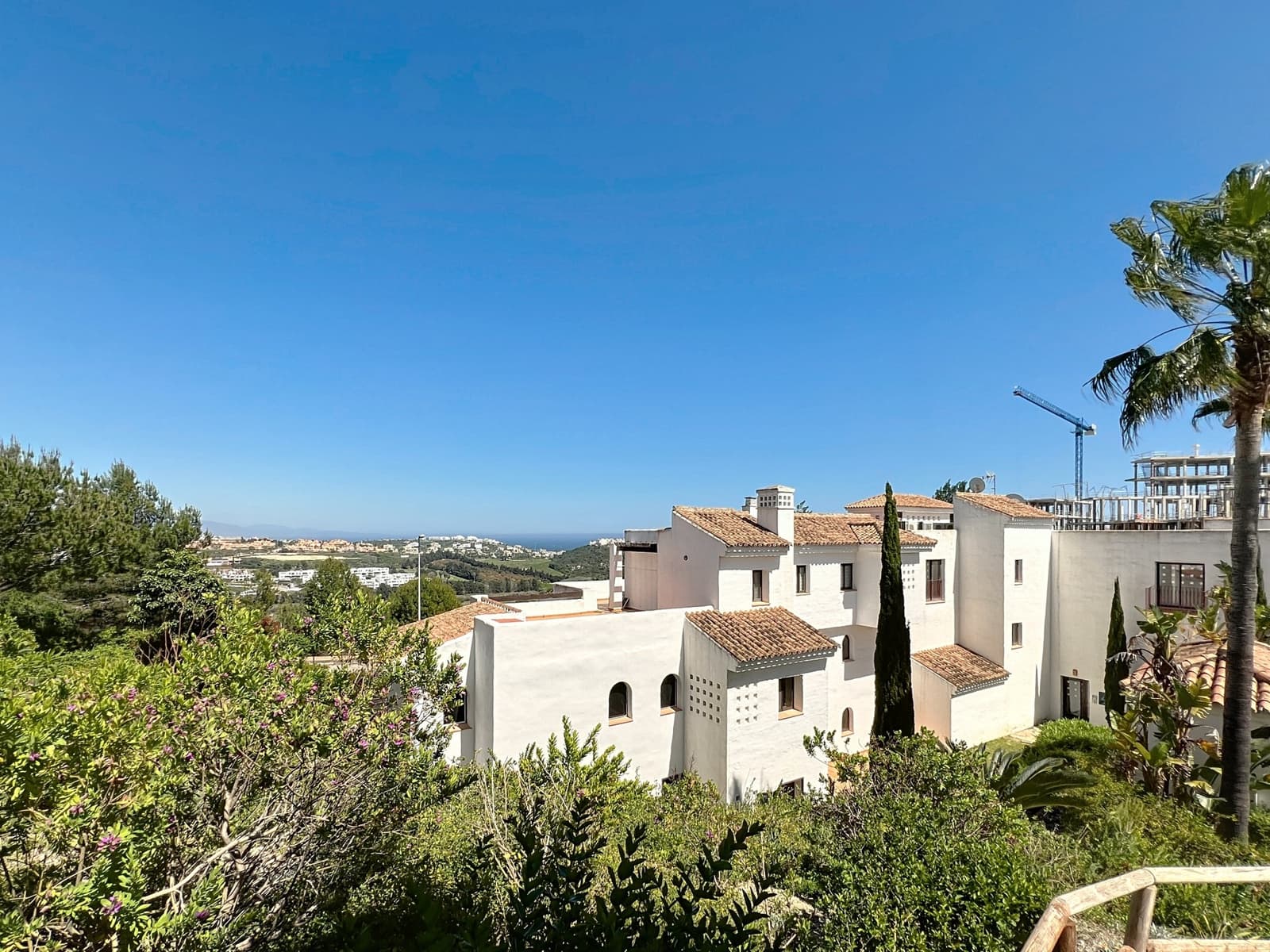 2 bedroom Penthouse for sale in Casares with pool garage - € 499,000 (Ref: 9062271)