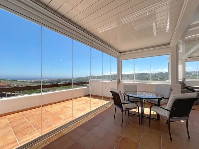 2 soveværelse Penthouse til salg i Casares med swimmingpool garage - € 499.000 (Ref: 9062271)
