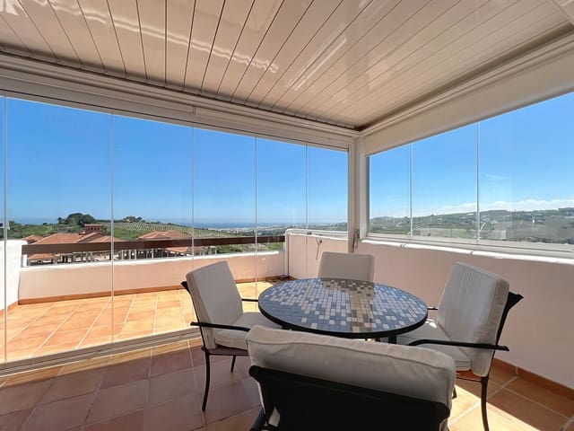 2 soveværelse Penthouse til salg i Casares med swimmingpool garage - € 499.000 (Ref: 9062271)