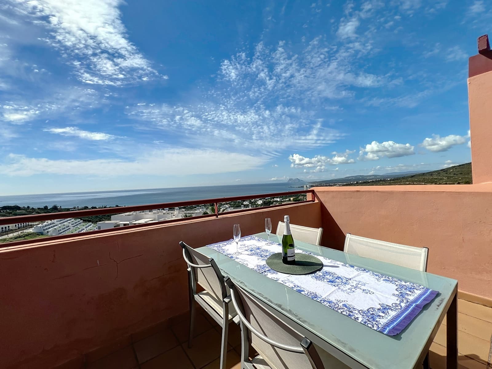 2 Zimmer Penthouse zu verkaufen in Manilva mit Pool Garage - 389.950 € (Ref: 9106459)