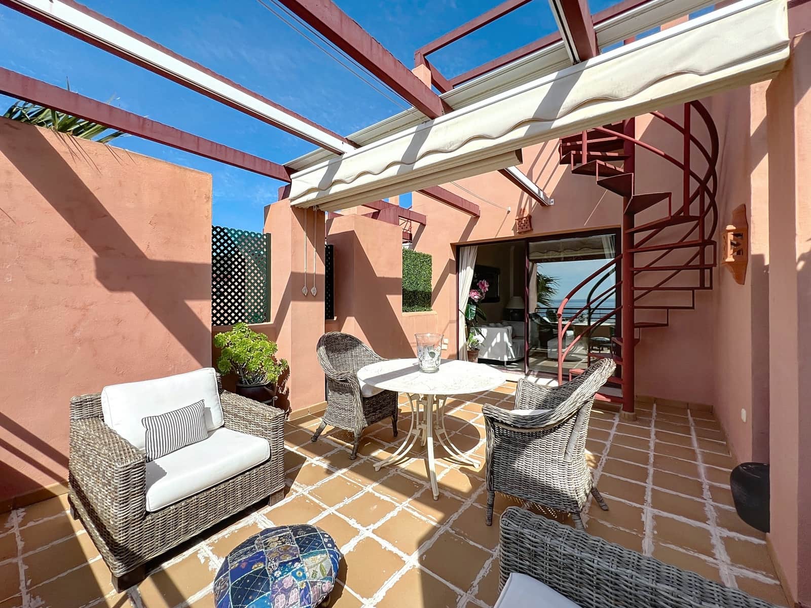 2 Zimmer Penthouse zu verkaufen in Manilva mit Pool Garage - 389.950 € (Ref: 9106459)