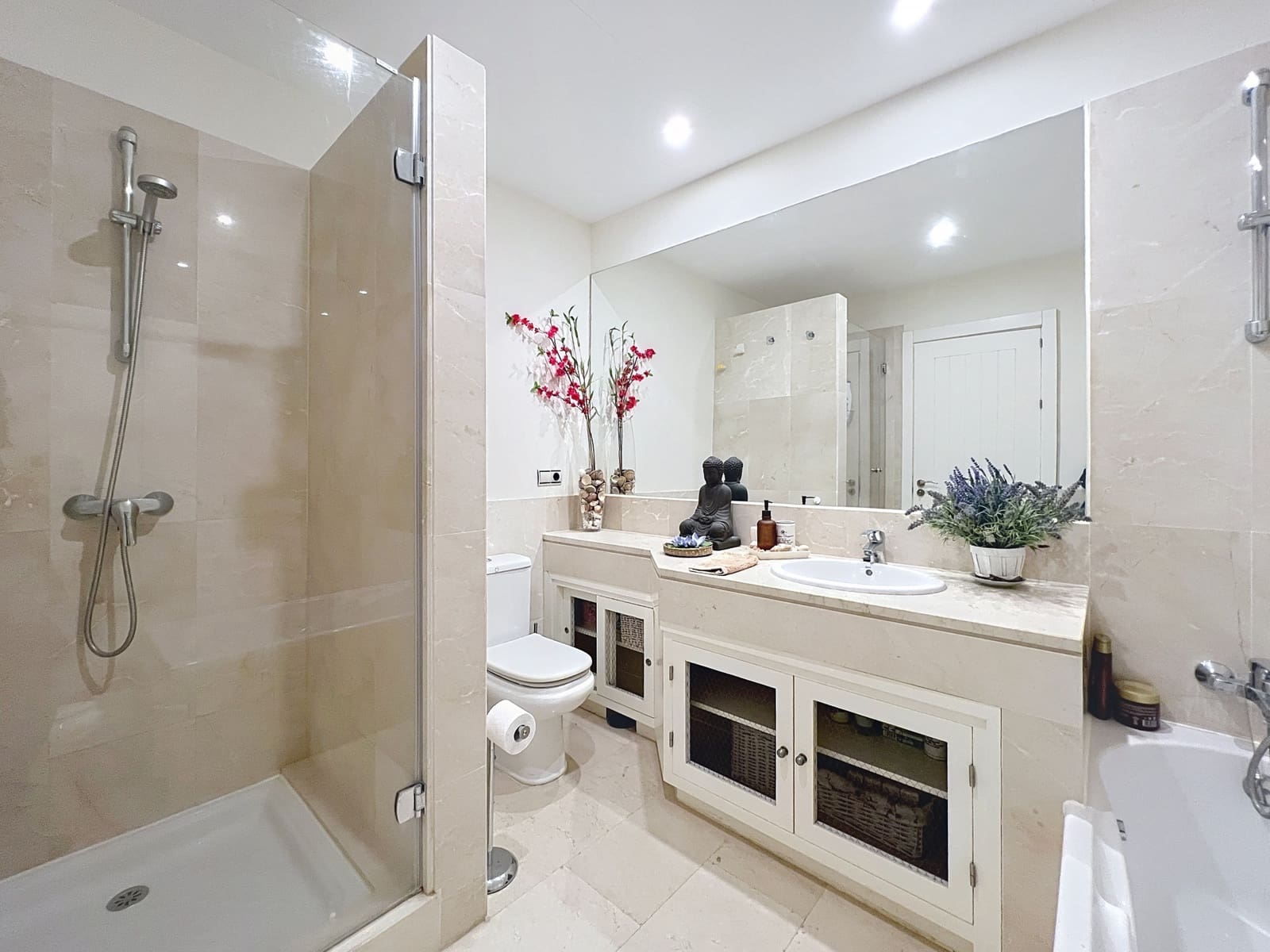 Ático de 2 habitaciones en Manilva en venta con piscina garaje - 415.000 € (Ref: 9106459)