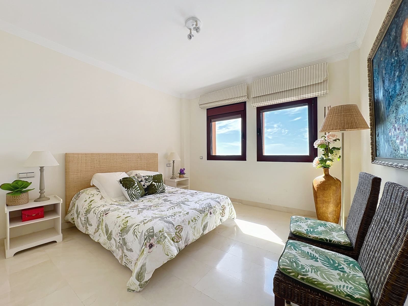 Ático de 2 habitaciones en Manilva en venta con piscina garaje - 415.000 € (Ref: 9106459)