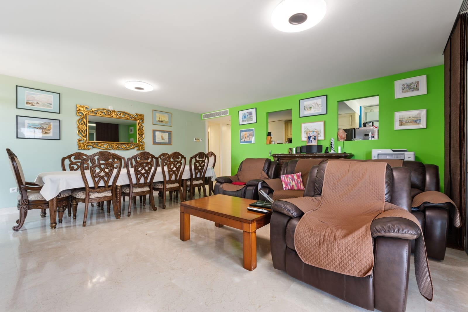 4 soverom Leilighet til salgs i Manilva med svømmebasseng garasje - € 639 000 (Ref: 9137010)