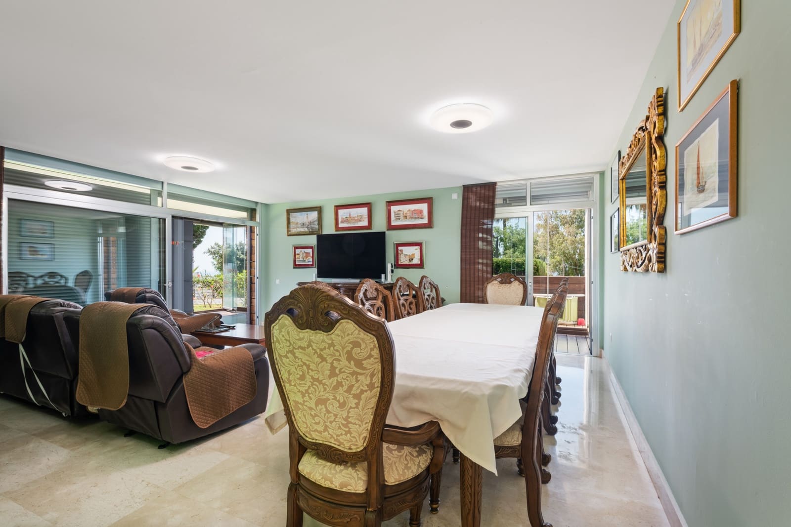 4 soverom Leilighet til salgs i Manilva med svømmebasseng garasje - € 639 000 (Ref: 9137010)