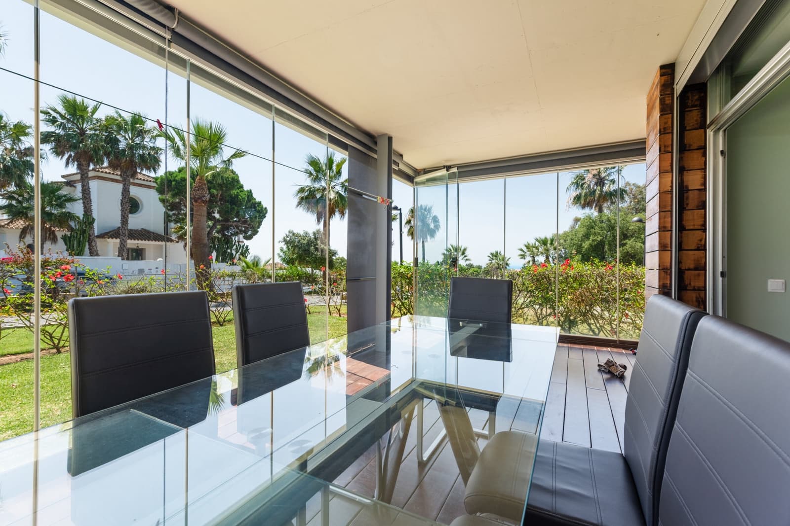 4 soverom Leilighet til salgs i Manilva med svømmebasseng garasje - € 639 000 (Ref: 9137010)