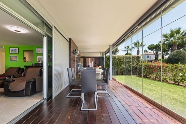 4 sovrum Lägenhet till salu i Chullera, Manilva med pool garage - 639 000 € (Ref: 9137010)