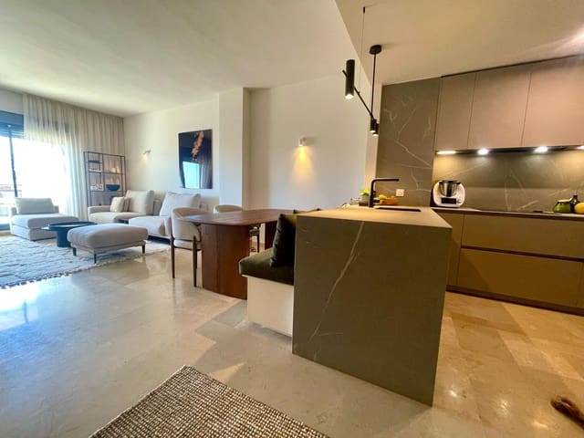 Apartamento de 2 habitaciones en Manilva en venta con piscina garaje - 358.000 € (Ref: 9159385)