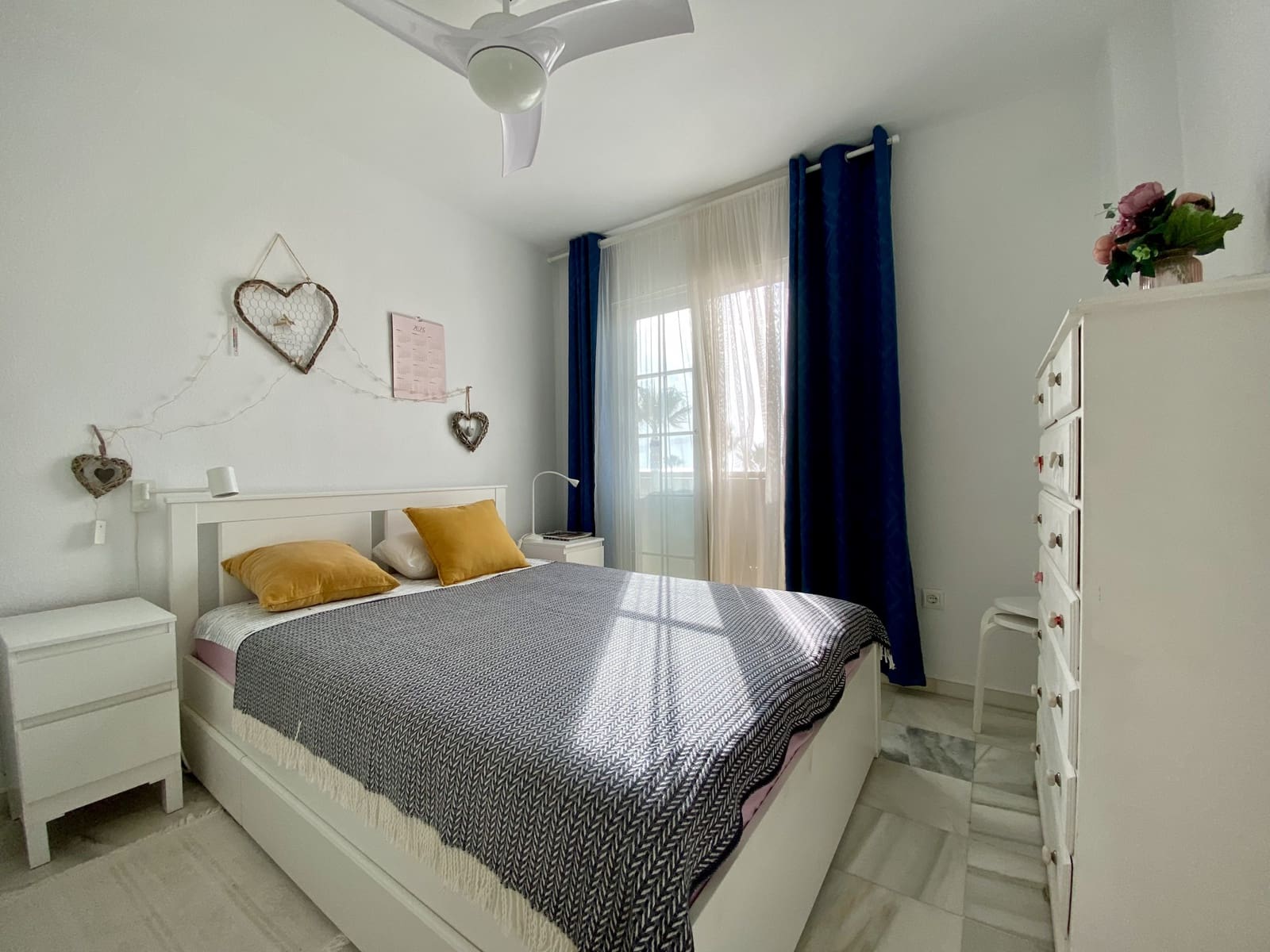 2 makuuhuone Huoneisto myytävänä paikassa San Luis de Sabinillas - 280 000 € (Ref: 9180926)