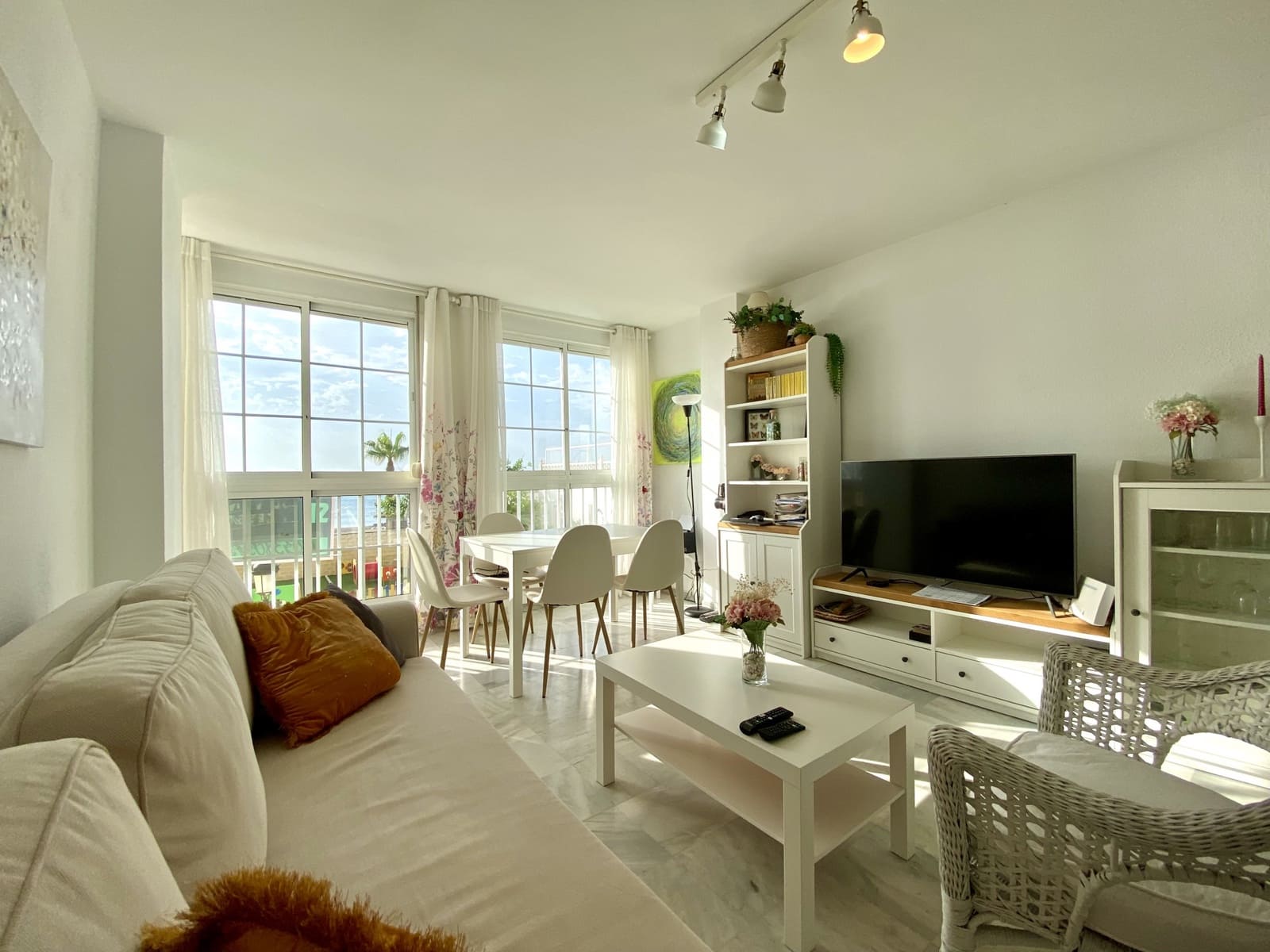 2 makuuhuone Huoneisto myytävänä paikassa San Luis de Sabinillas - 280 000 € (Ref: 9180926)