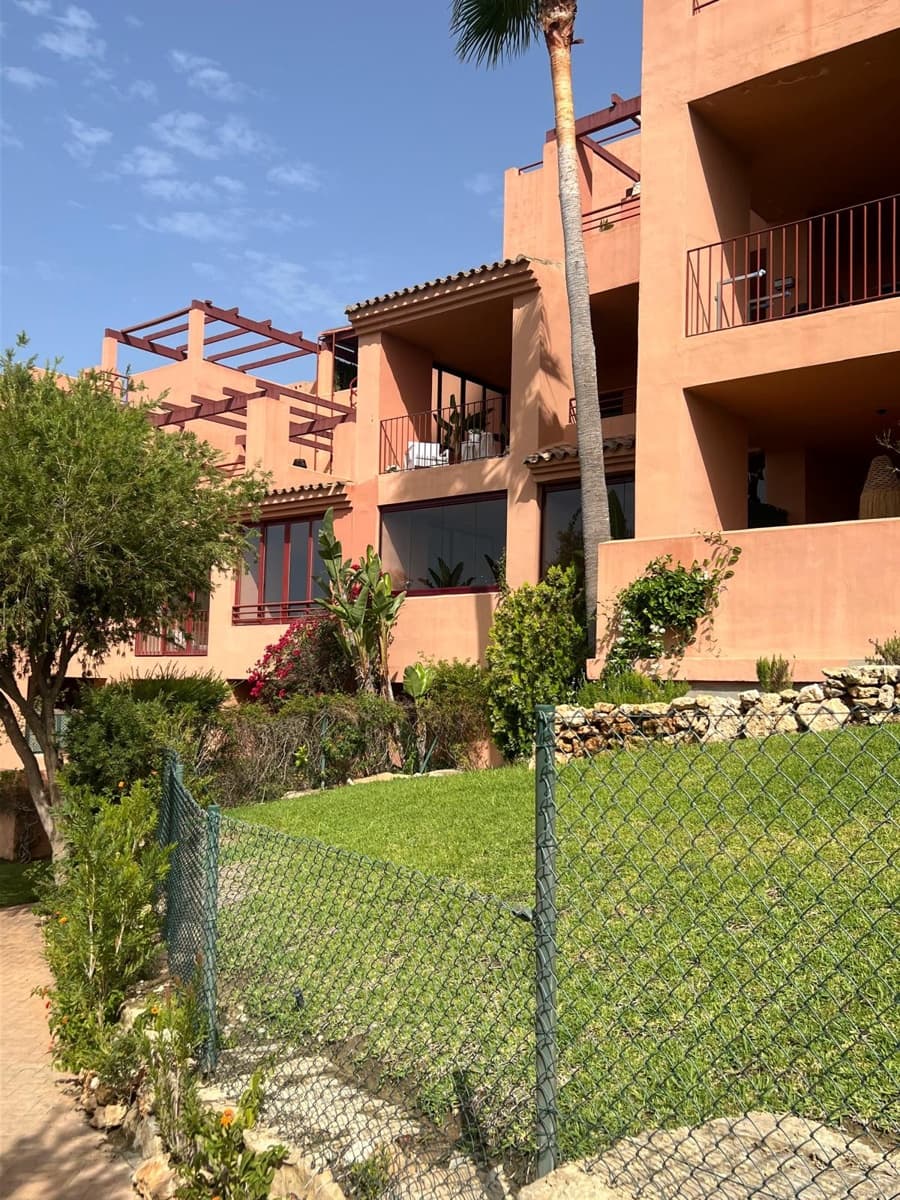 2 chambre Appartement à vendre à Manilva avec piscine garage - 339 000 € (Ref: 9197688)