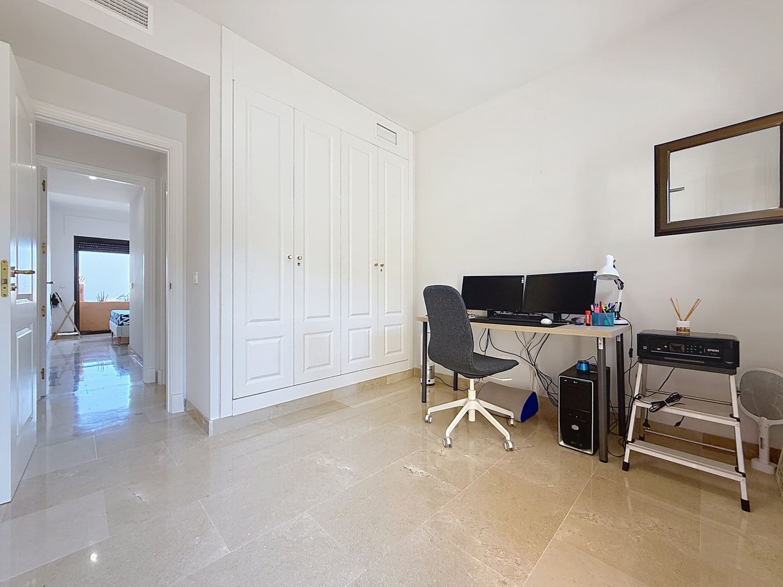 3 soverom Penthouse til salgs i San Luis de Sabinillas med svømmebasseng garasje - € 510 000 (Ref: 9200417)