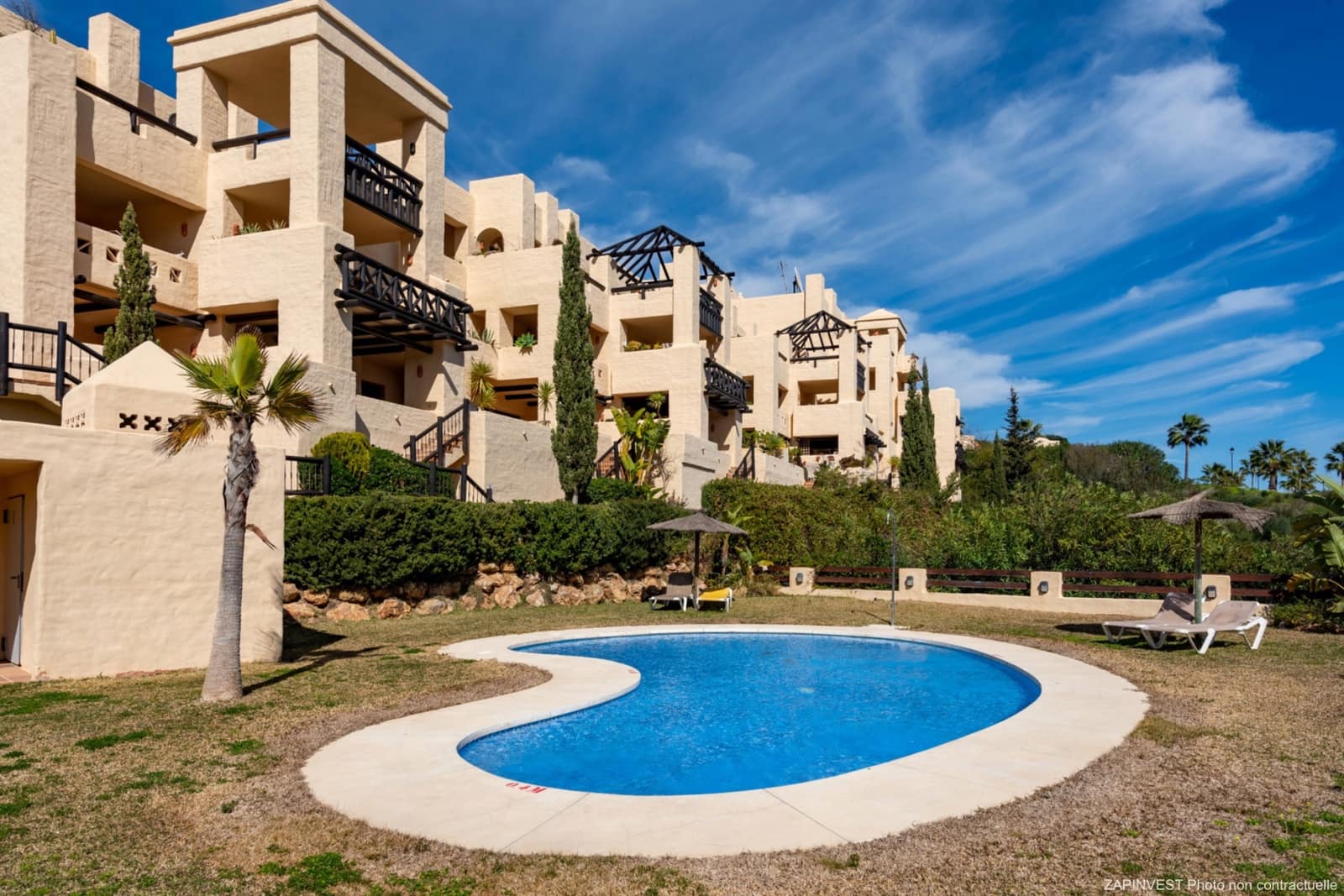 3 soverom Penthouse til salgs i San Luis de Sabinillas med svømmebasseng garasje - € 510 000 (Ref: 9200417)