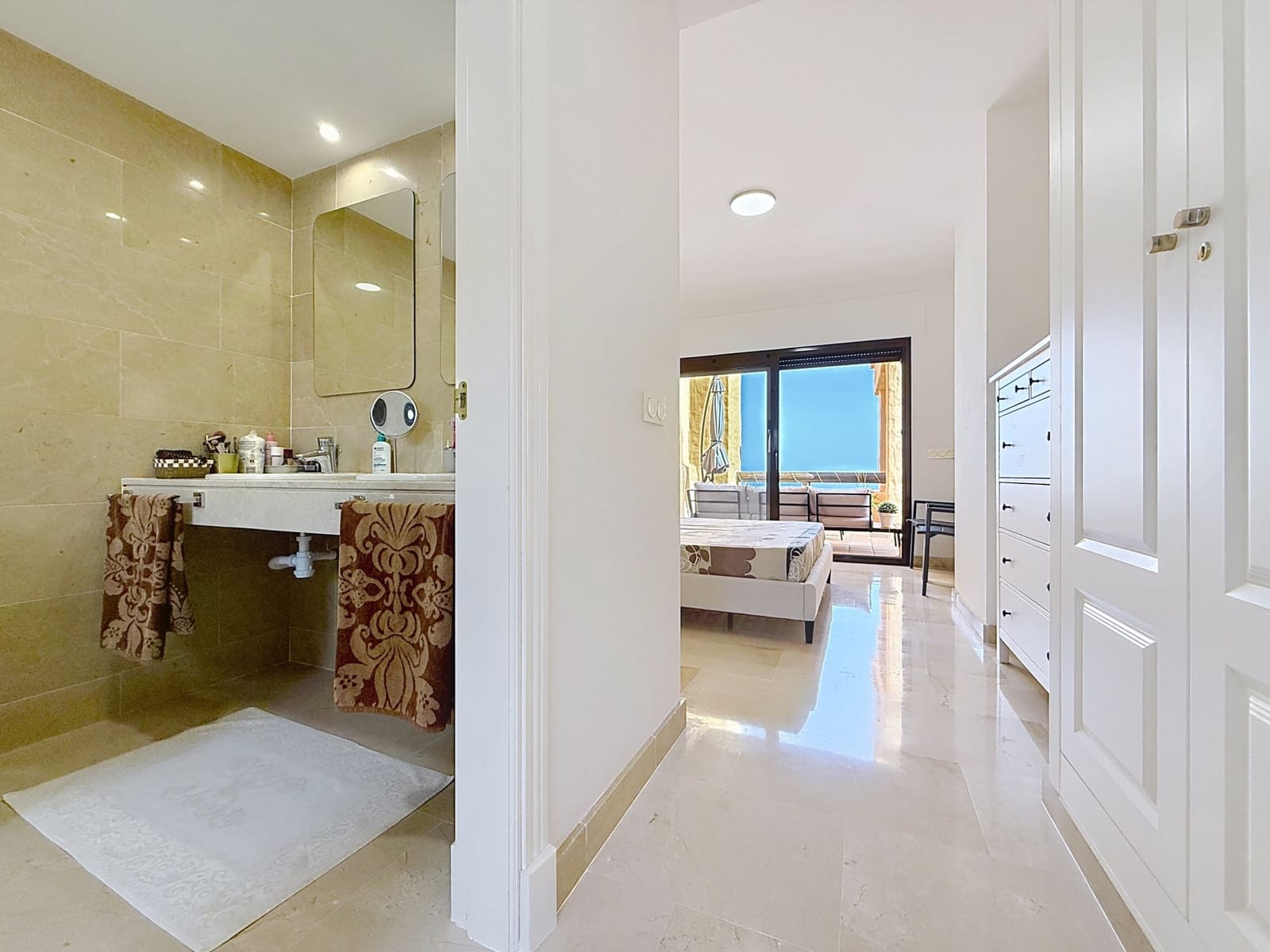 3 soverom Penthouse til salgs i San Luis de Sabinillas med svømmebasseng garasje - € 510 000 (Ref: 9200417)