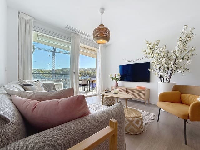 3 sypialnia Apartament na sprzedaż w Estepona z basenem garażem - 359 000 € (Ref: 9202382)