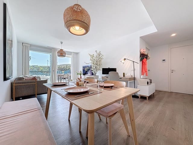 3 sypialnia Apartament na sprzedaż w Estepona z basenem garażem - 359 000 € (Ref: 9202382)