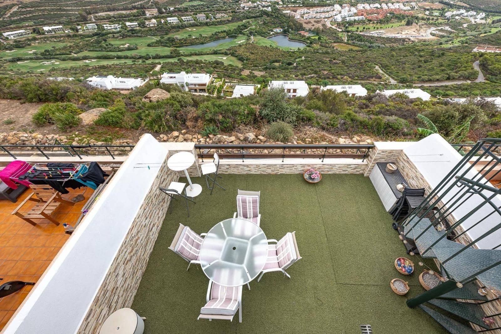 3 Zimmer Penthouse zu verkaufen in Casares mit Garage - 365.000 € (Ref: 9226977)