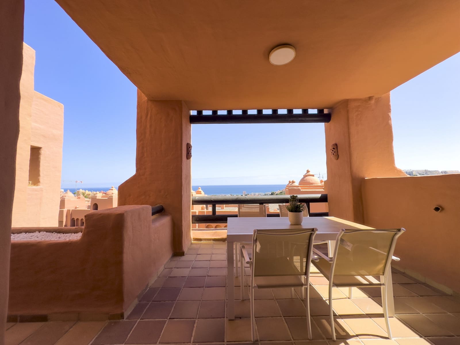 2 sypialnia Apartament na sprzedaż w Manilva z basenem garażem - 329 000 € (Ref: 9239832)