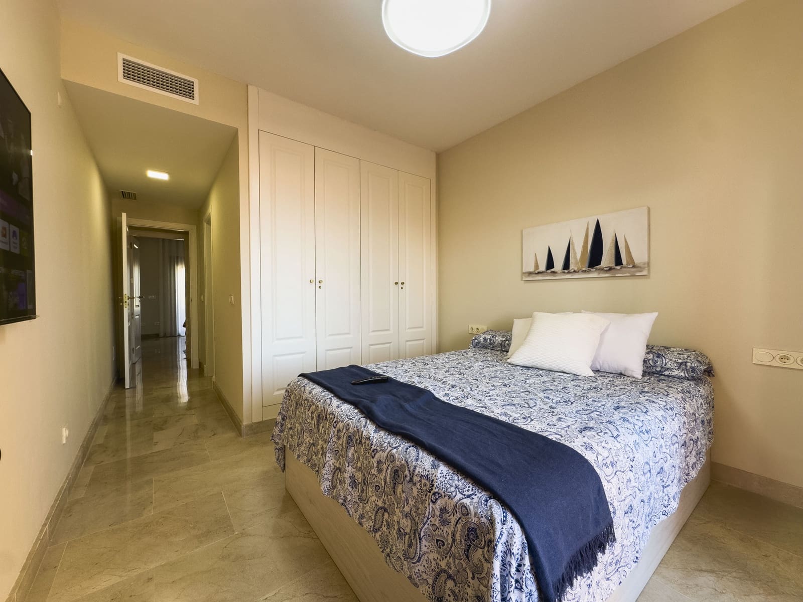 2 sypialnia Apartament na sprzedaż w Manilva z basenem garażem - 329 000 € (Ref: 9239832)