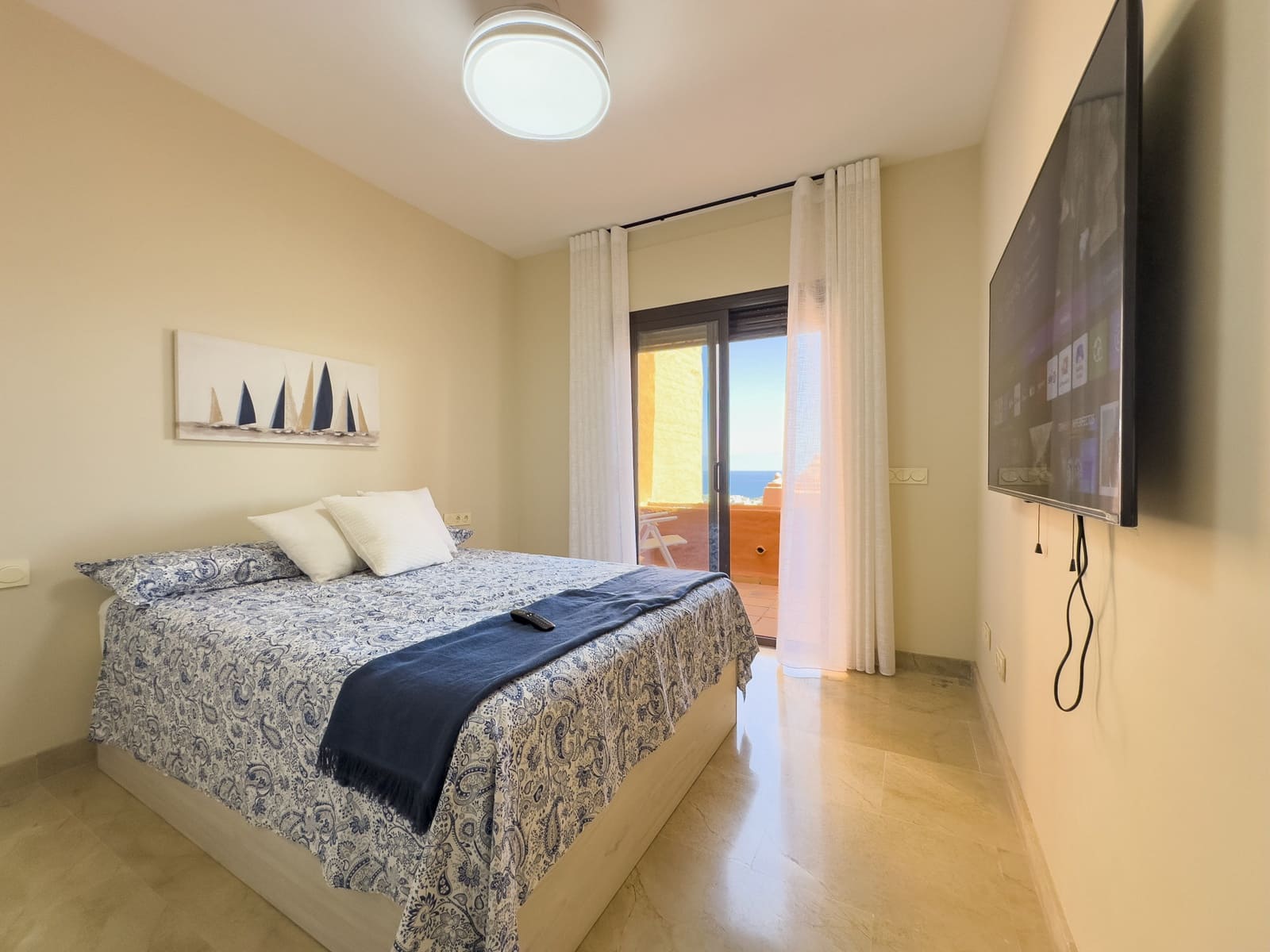 2 sypialnia Apartament na sprzedaż w Manilva z basenem garażem - 329 000 € (Ref: 9239832)