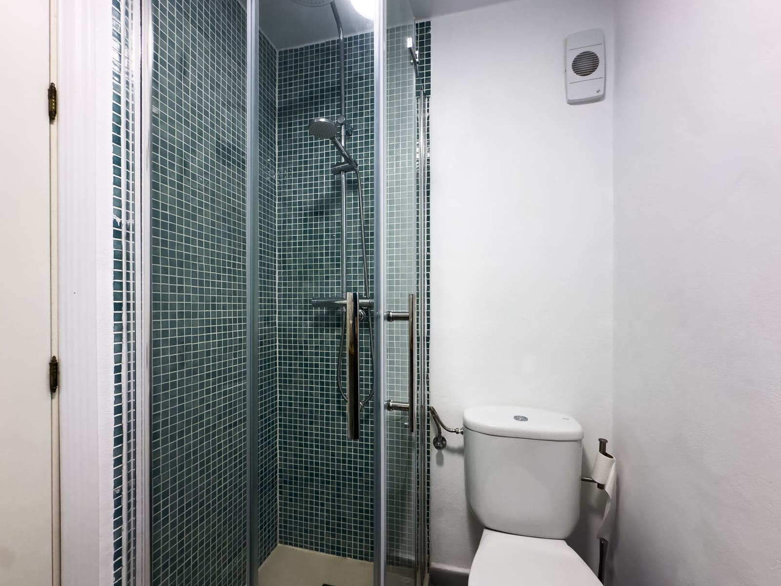 2 bedroom Apartment for sale in San Luis de Sabinillas with pool garage - € 304,000 (Ref: 9291513)