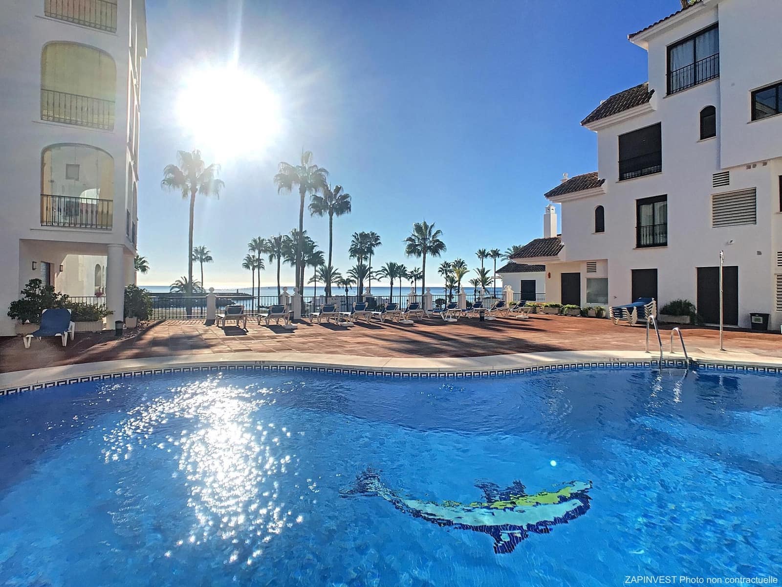 Apartamento de 2 habitaciones en Manilva en venta con piscina garaje - 430.000 € (Ref: 9294247)