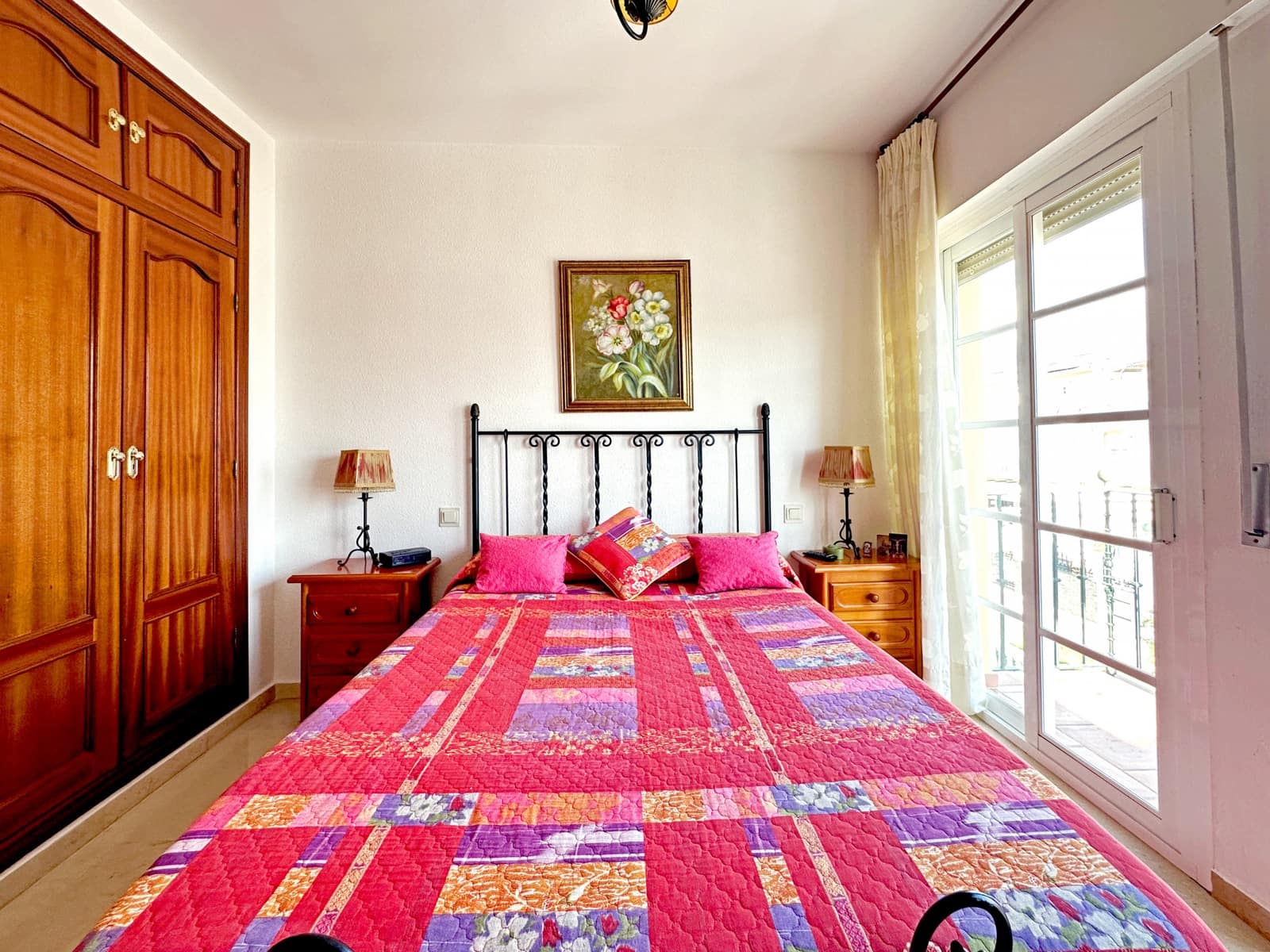 Casa de 3 habitaciones en Estepona en venta con garaje - 579.000 € (Ref: 9312827)