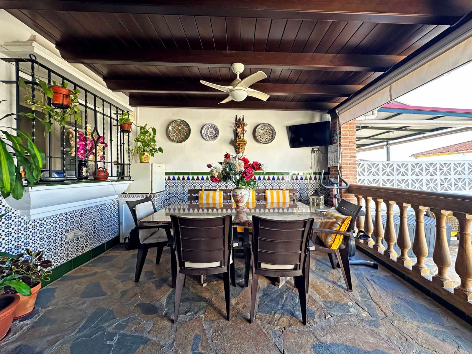 Casa de 3 habitaciones en Estepona en venta con garaje - 579.000 € (Ref: 9312827)