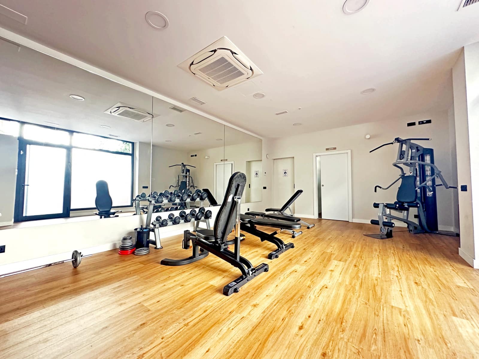 2 Zimmer Penthouse zu verkaufen in Estepona mit Pool Garage - 1.850.000 € (Ref: 9317665)