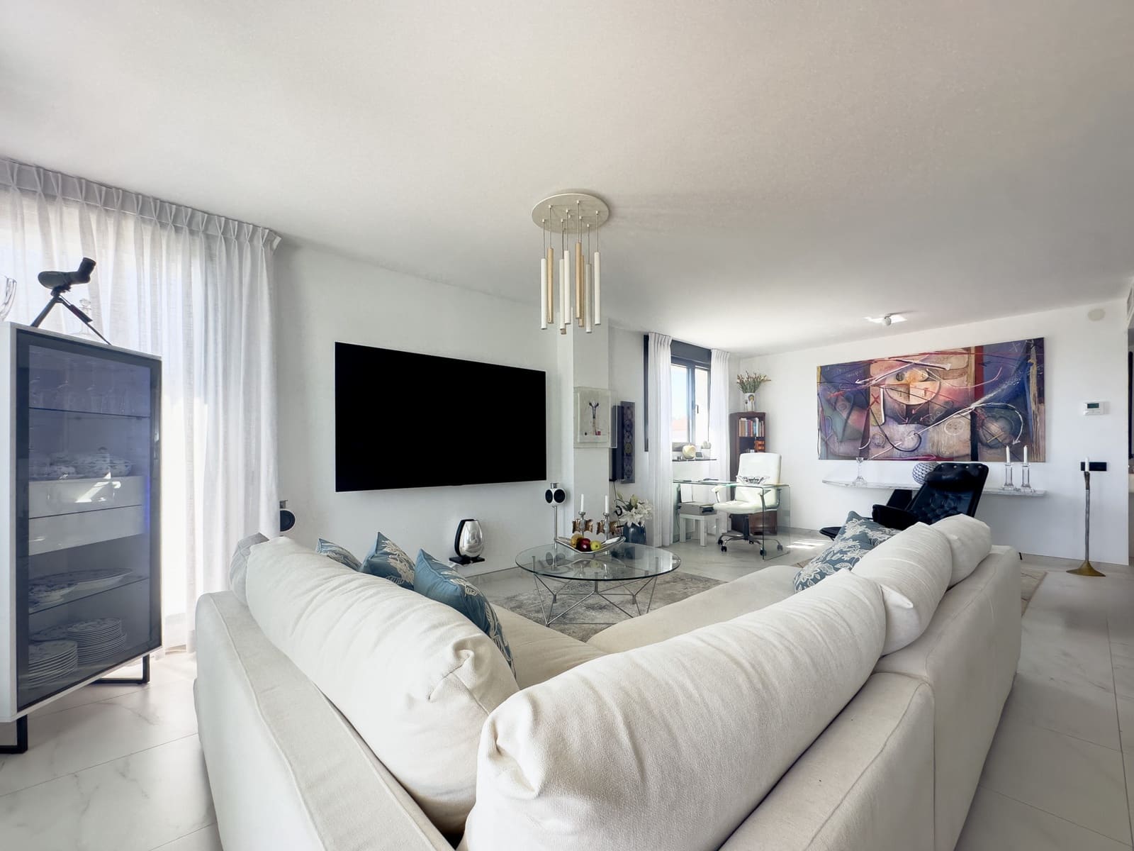 2 soveværelse Penthouse til salg i Estepona med swimmingpool garage - € 1.499.000 (Ref: 9317665)