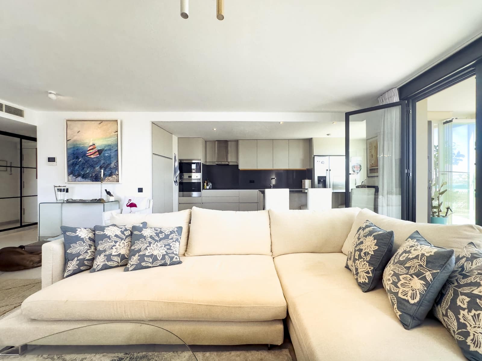 2 soveværelse Penthouse til salg i Estepona med swimmingpool garage - € 1.499.000 (Ref: 9317665)