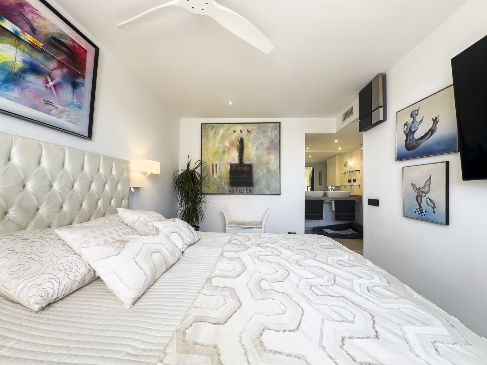 2 soveværelse Penthouse til salg i Estepona med swimmingpool garage - € 1.499.000 (Ref: 9317665)