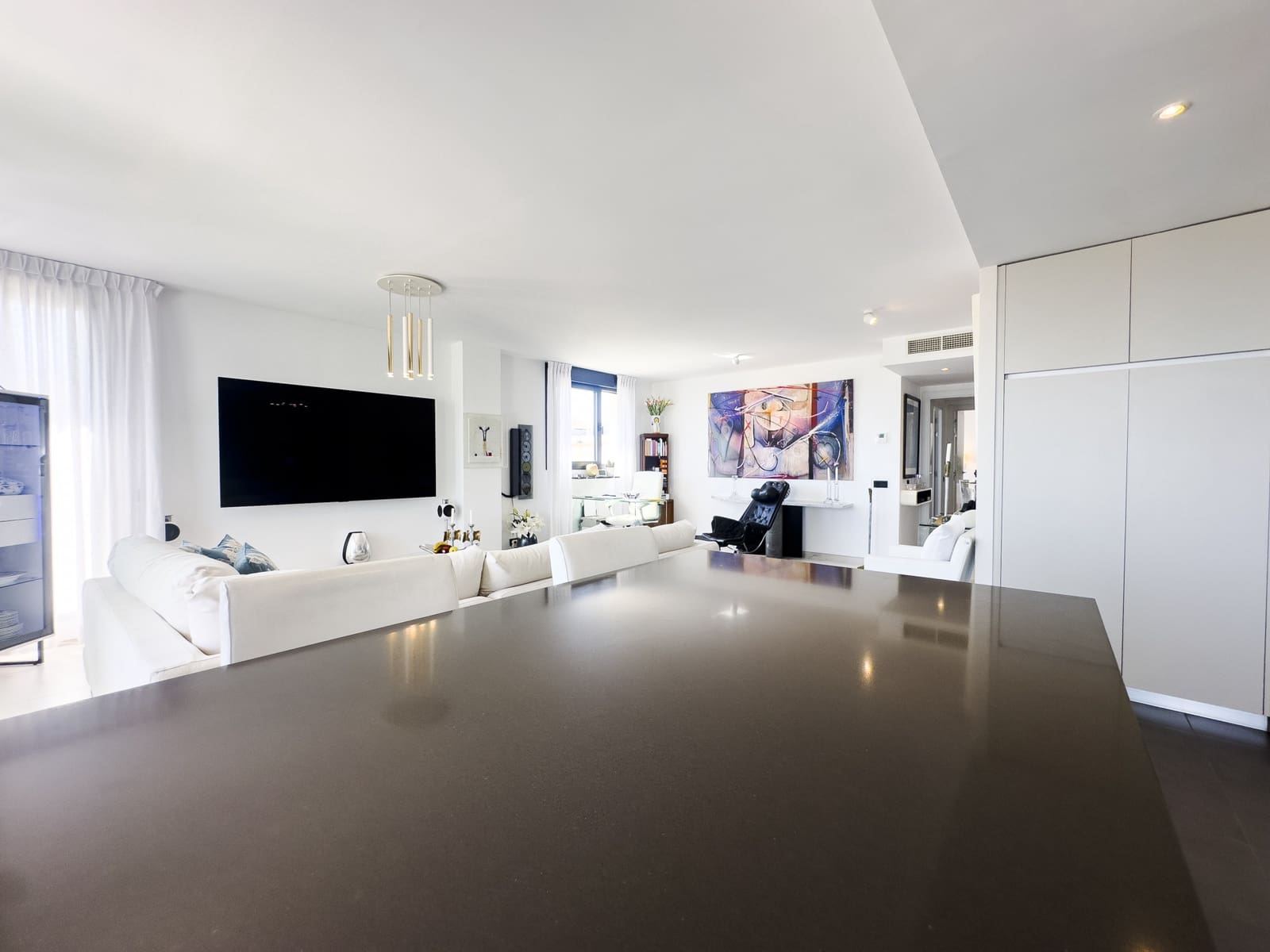 2 soveværelse Penthouse til salg i Estepona med swimmingpool garage - € 1.499.000 (Ref: 9317665)