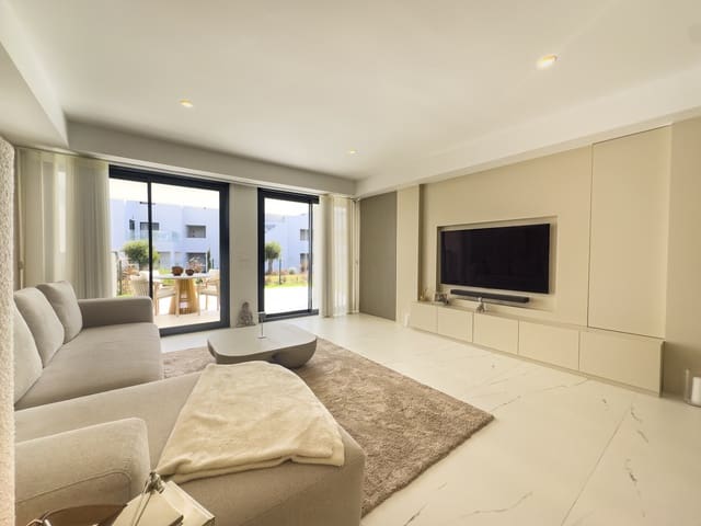 2 soveværelse Lejlighed til salg i Casares med swimmingpool garage - € 650.000 (Ref: 9326410)