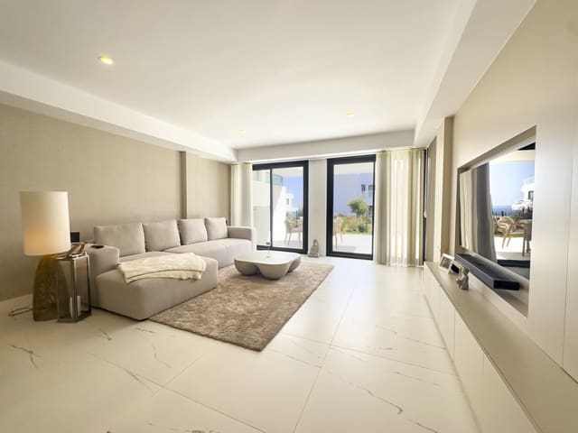 2 soveværelse Lejlighed til salg i Casares med swimmingpool garage - € 650.000 (Ref: 9326410)