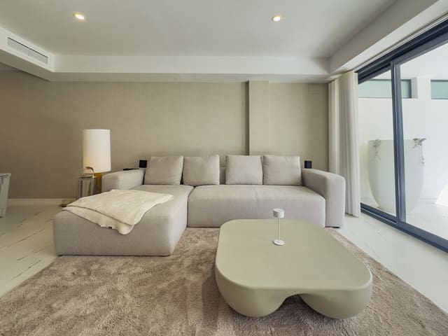 2 chambre Appartement à vendre à Casares avec piscine garage - 650 000 € (Ref: 9326410)