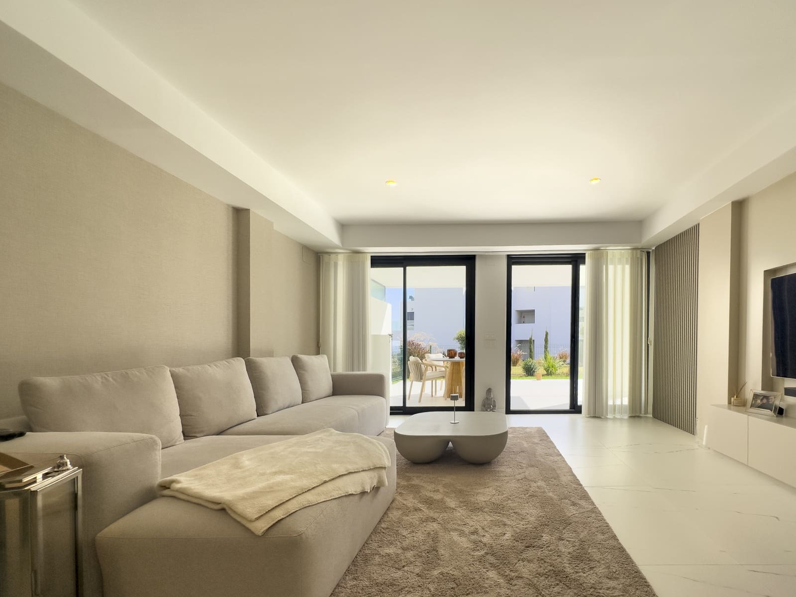2 bedroom Apartment for sale in Casares with pool garage - € 640,000 (Ref: 9326410)