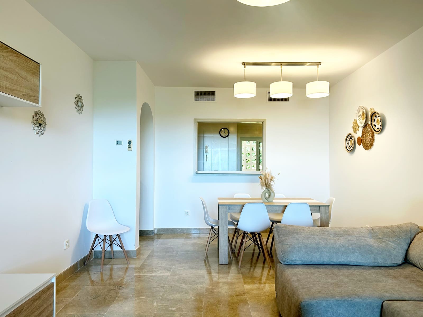 2 bedroom Apartment for sale in Manilva with pool garage - € 334,000 (Ref: 9349317)