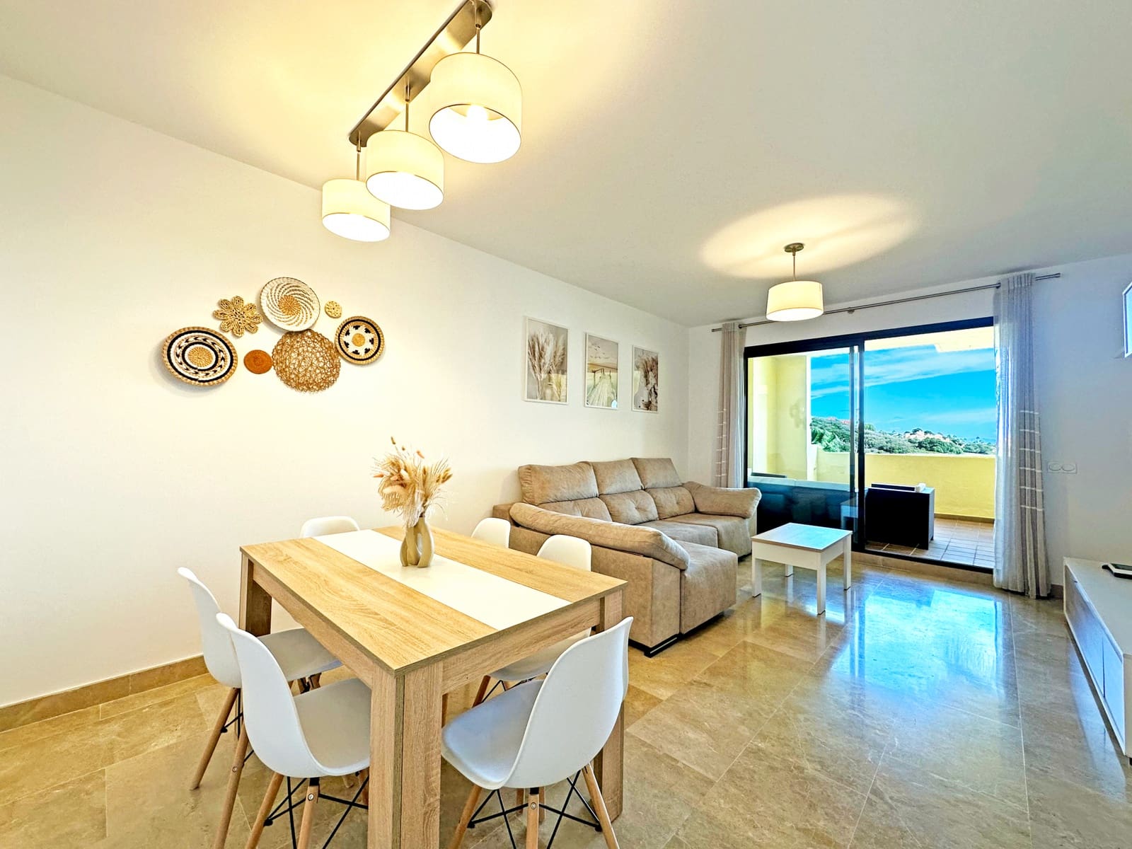 2 bedroom Apartment for sale in Manilva with pool garage - € 334,000 (Ref: 9349317)