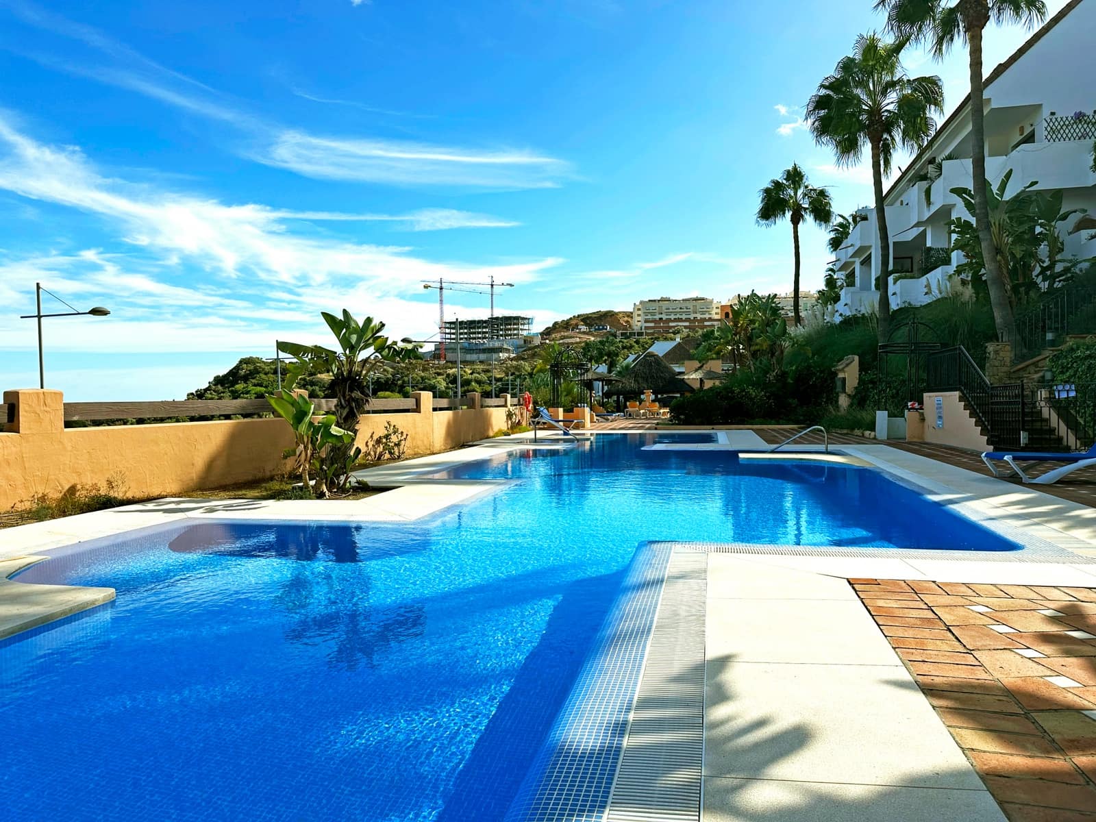 2 bedroom Apartment for sale in Manilva with pool garage - € 334,000 (Ref: 9349317)