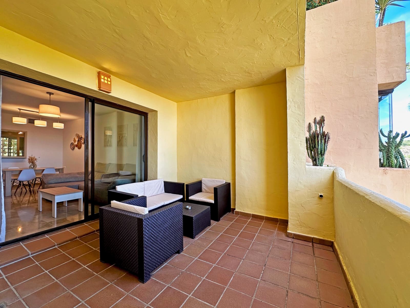 2 bedroom Apartment for sale in Manilva with pool garage - € 334,000 (Ref: 9349317)