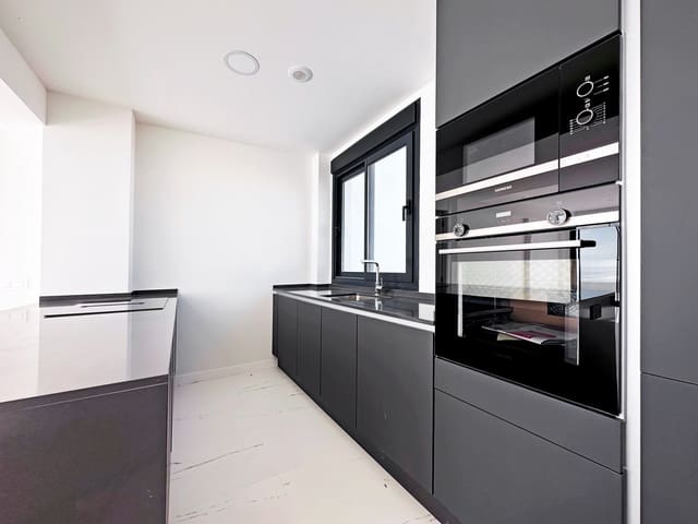 3 slaapkamer Penthouse te koop in Casares met zwembad garage - € 850.000 (Ref: 9349318)
