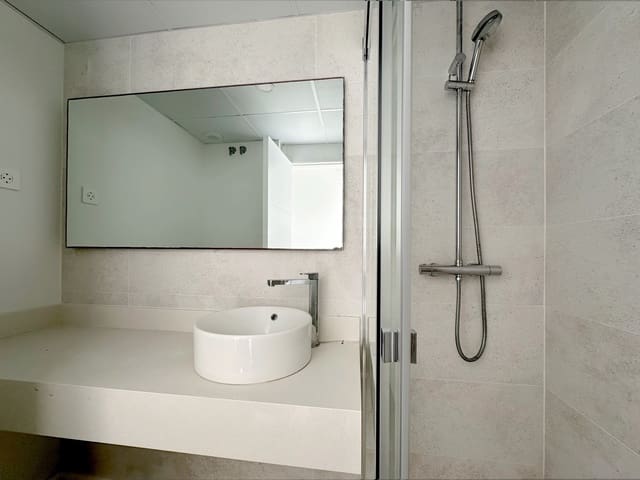 3 slaapkamer Penthouse te koop in Casares met zwembad garage - € 850.000 (Ref: 9349318)
