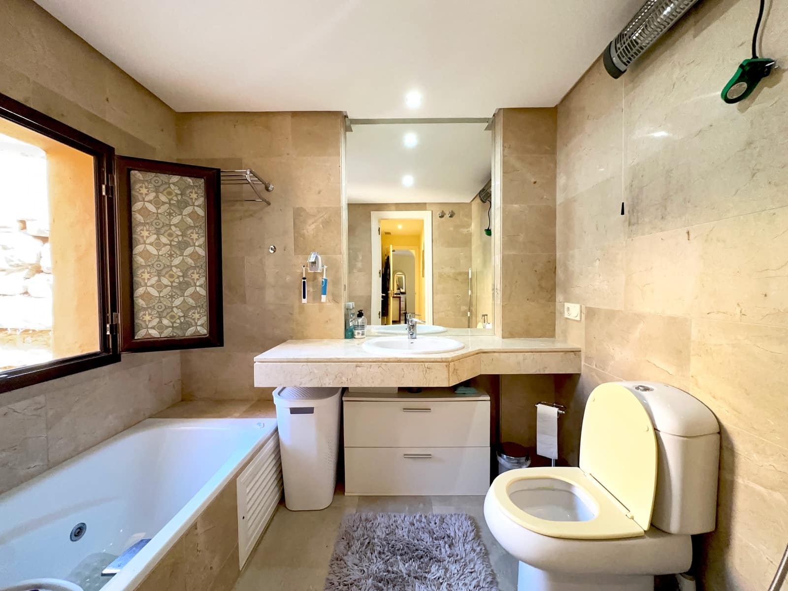 3 chambre Appartement à vendre à Manilva avec piscine garage - 319 000 € (Ref: 9349319)