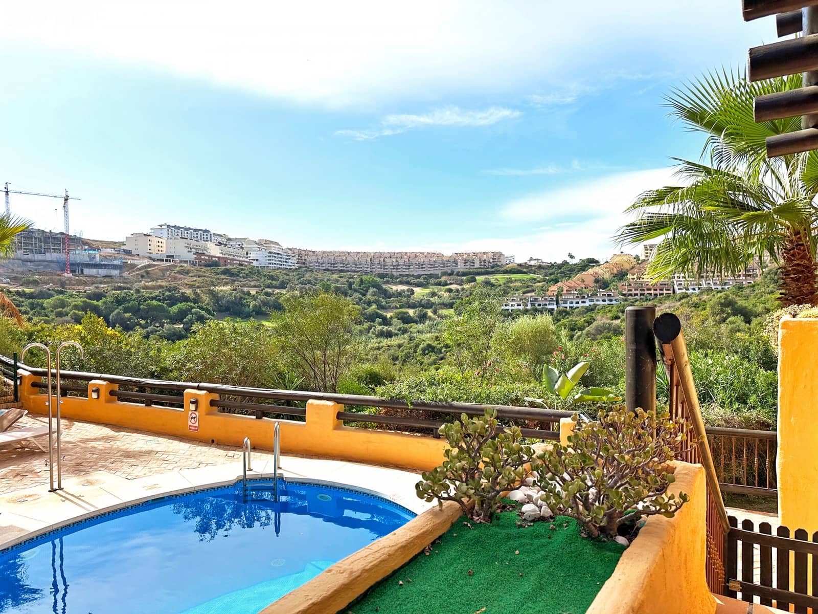 3 chambre Appartement à vendre à Manilva avec piscine garage - 319 000 € (Ref: 9349319)